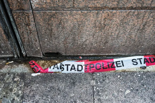 Almanya'da 6 Kişinin Öldüğü Silahlı Saldırı