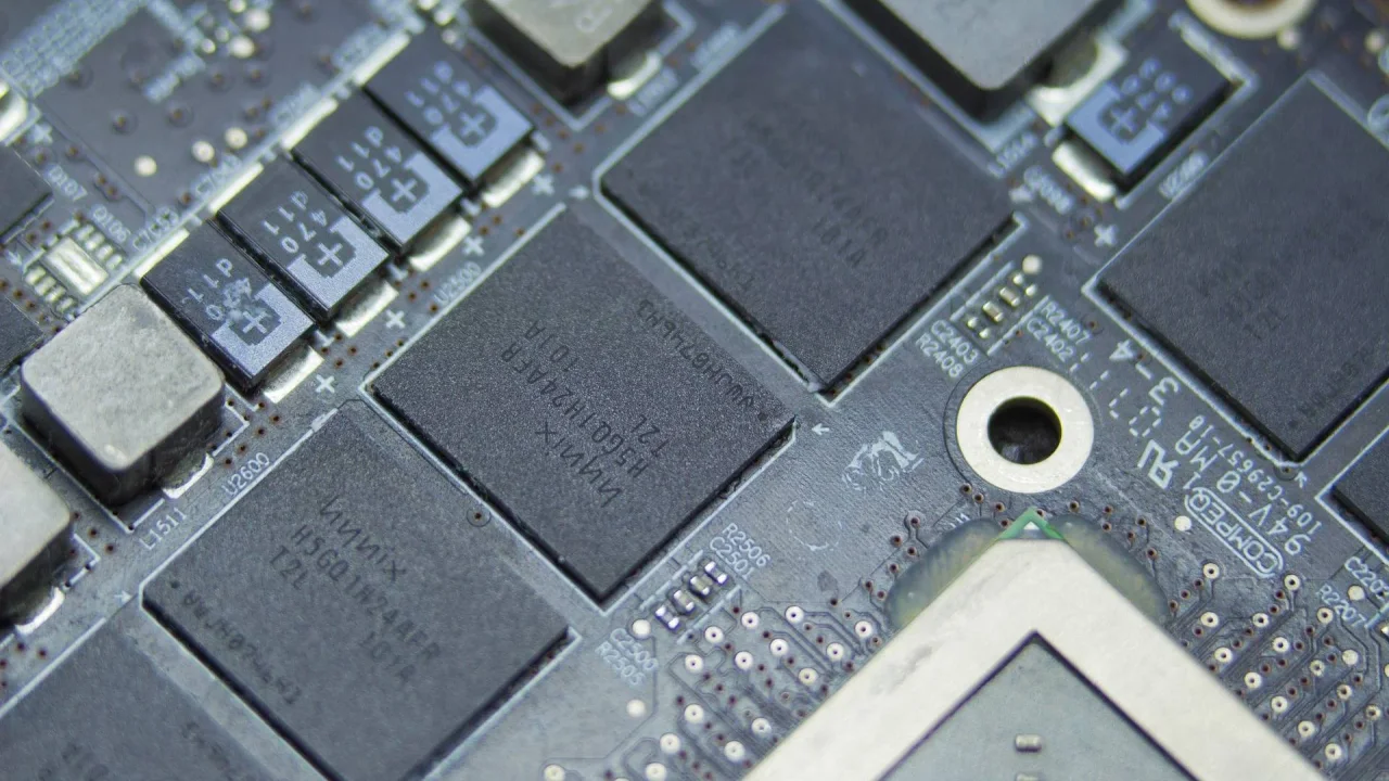 Lenovo: DRAM ve NAND Fiyatları 2030’a Kadar Yüksek Kalacak